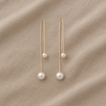 Minimalistische Gold-Ohrringe mit Anhänger