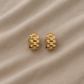 Zeitlose Wave Statement-Ohrringe