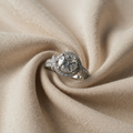 Weißgold Moissanite Gedrehter Ring