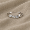 Klassischer Sternring mit Zirkonia