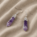 Tropfenohrringe mit Amethystkristall
