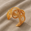 Zeitloser geometrischer Armreif