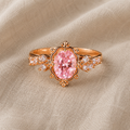 Zeitloser ovaler Halo-Ring