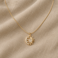 Exquisite Halskette mit Himmelsmotiv und Zirkonia