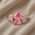 Anmutiger Ring mit rosa Stein
